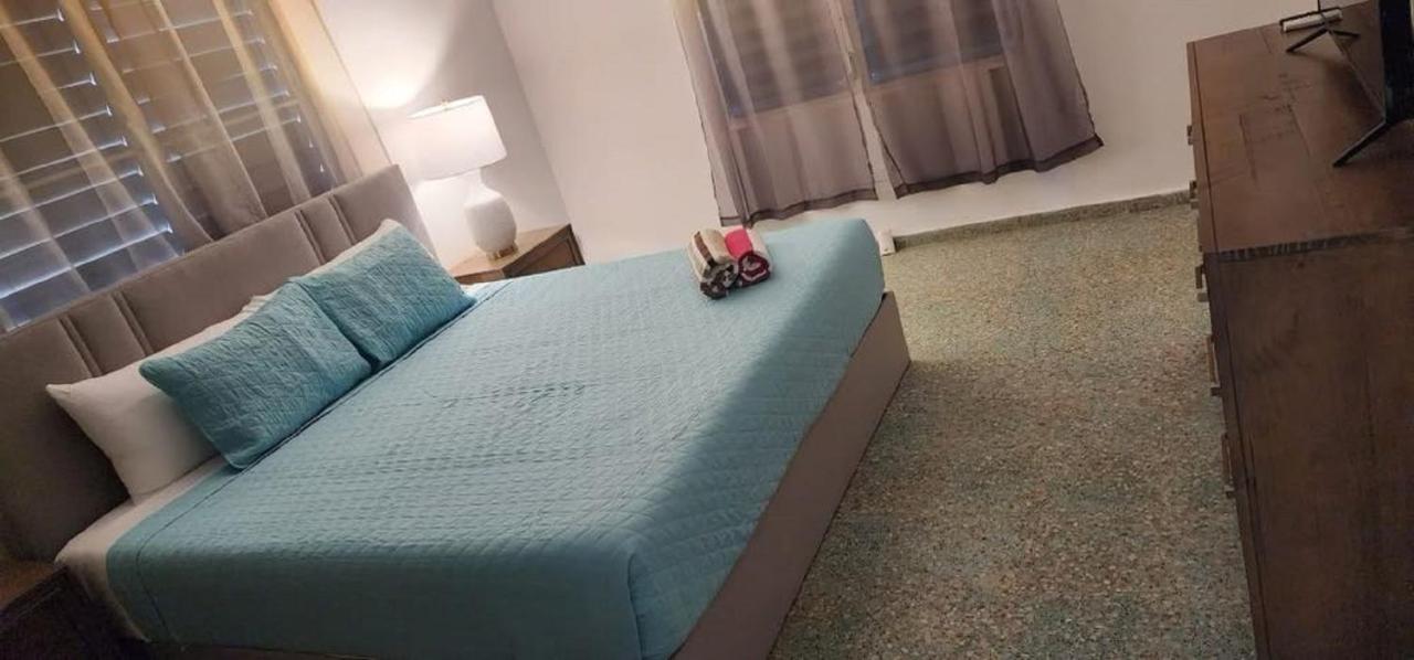Bright 2Br In Aguadilla 7 Mins To Beaches 2Nd Floor Retreat Camaceyes Esterno foto